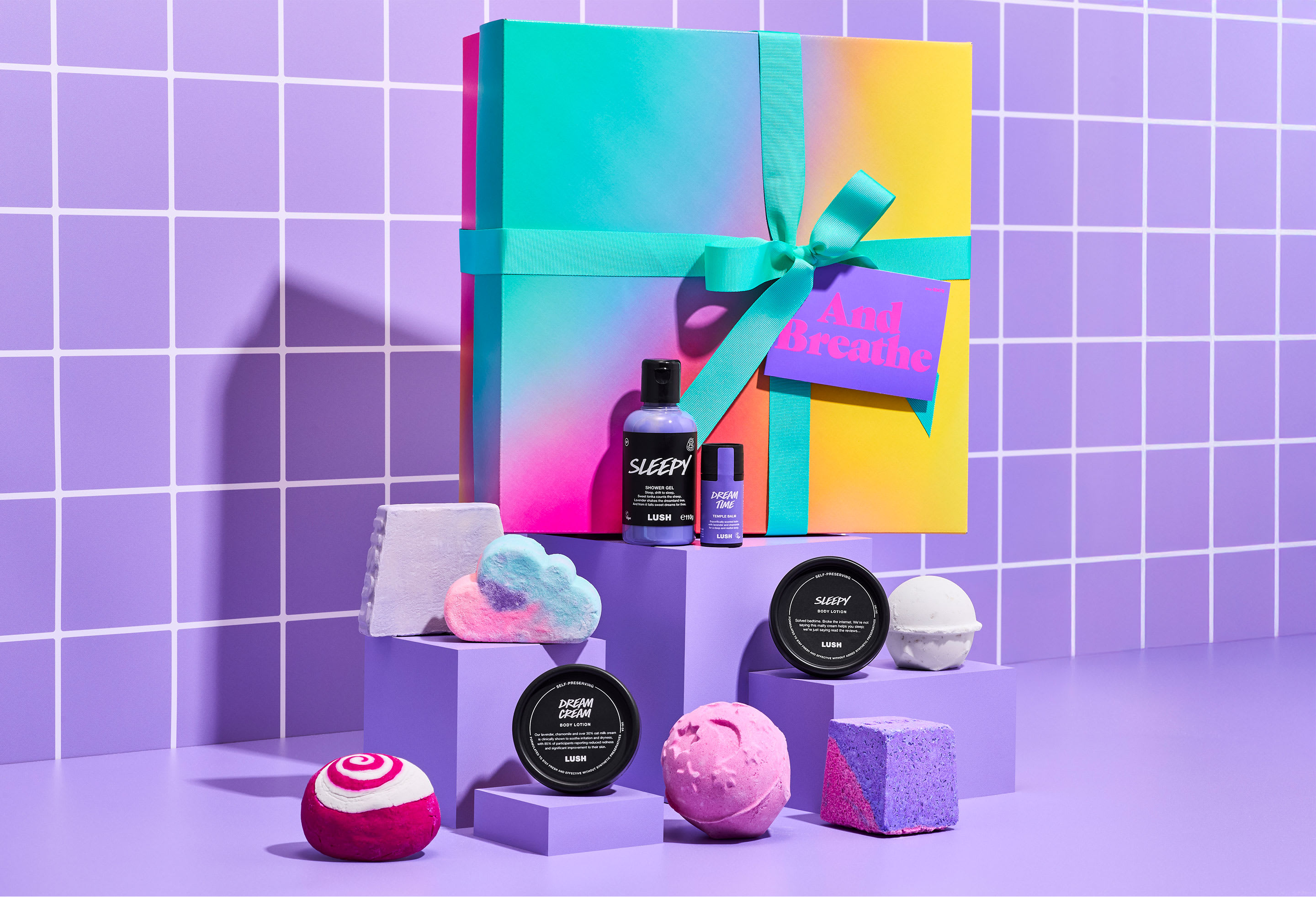 Gifts over 500 AED